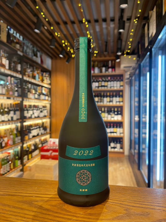 新政 天鵞絨 Viridian 生酛木桶 純米 原酒 2022 720ML